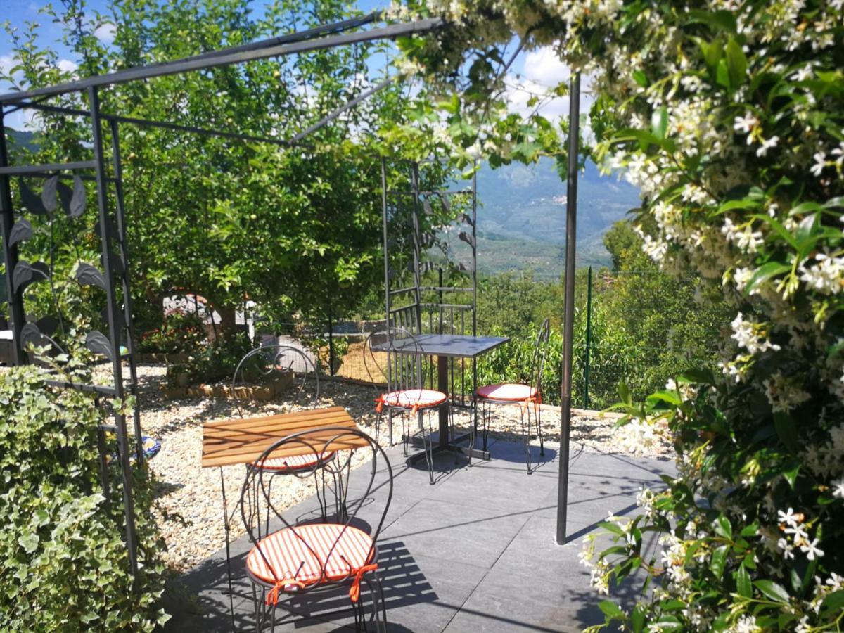 Agriturismo Nonni Devia Lucinasco Eksteriør bilde